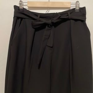 ASOS Size 8 Paperbag pleated women’s dress pants like new condition tall inseam